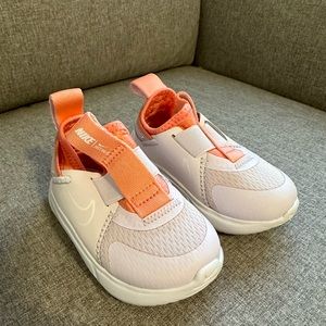 Nike Toddler Sneakers- Size 4
